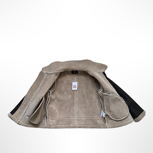 Please don’t call me Jennyfer fur jacket - Picture 2 of 5